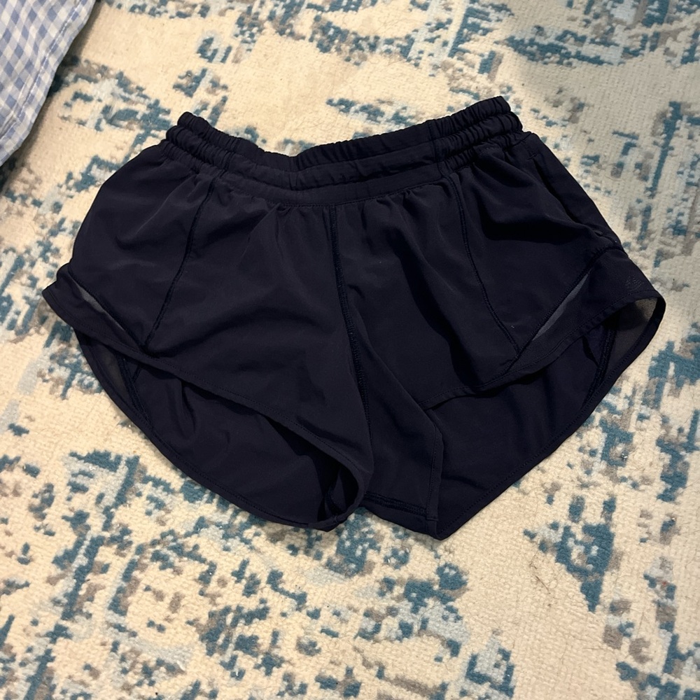 navy lululemon hotty hot